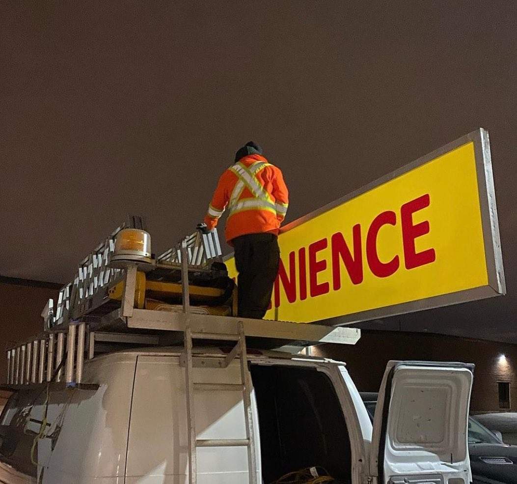Convenience Store Lightbox Signage-North York, ON Convenience Store Lightbox Signage-North York, ON